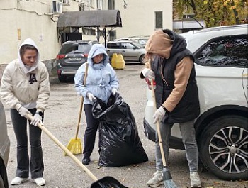Сотрудники ООО "ЕРКЦ гор. Уфы" приняли участие в акции "Санитарная пятница" 